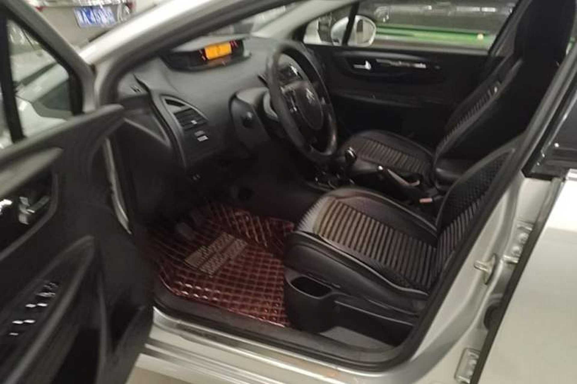 Used Citroen C-Quatre 2013 1.6L Manual Prestige CNG Model Driver Seat