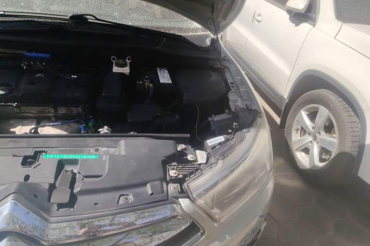 Used Citroen C-Quatre 2013 1.6L Manual Prestige CNG Model Engine Bay Left