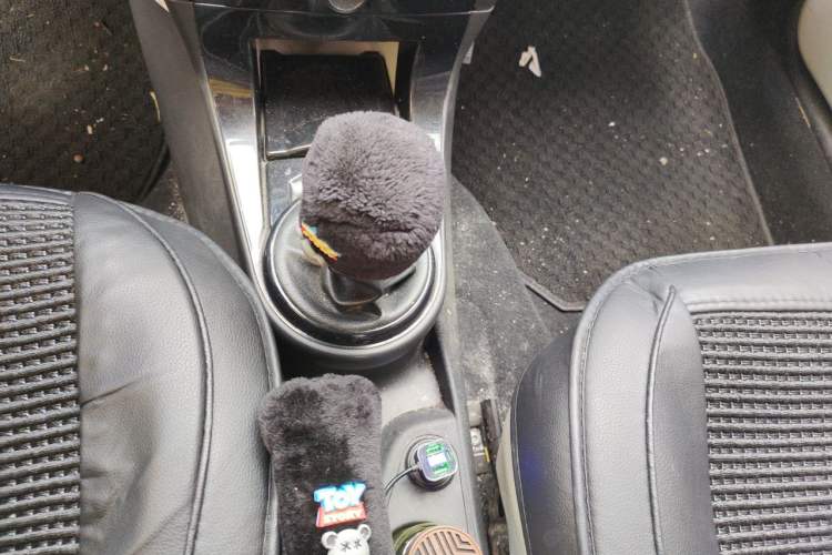 Used Citroen C-Quatre 2013 Sedan 1.6L Manual - Prestige Model Gear Lever