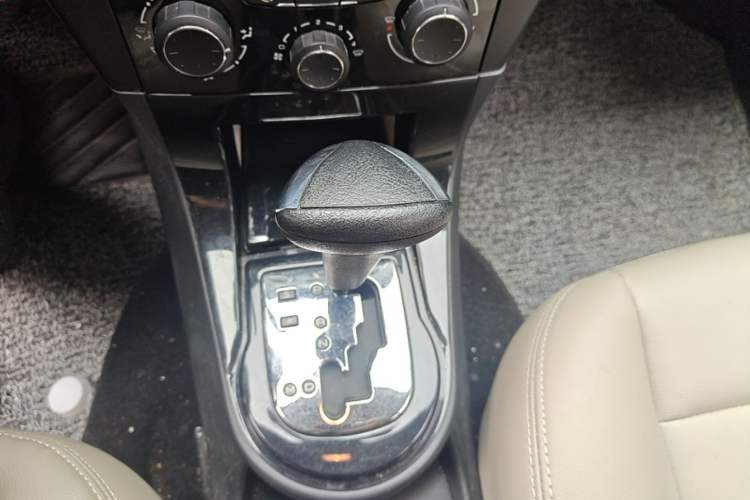 Used Citroen C-Quatre 2013 Sedan 1.6L Automatic Prestige Model Gear Lever