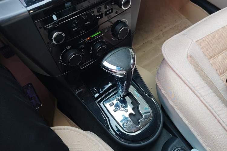 Used Citroen C-Quatre 2013 Sedan 1.6L Automatic Prestige Model Gear Lever