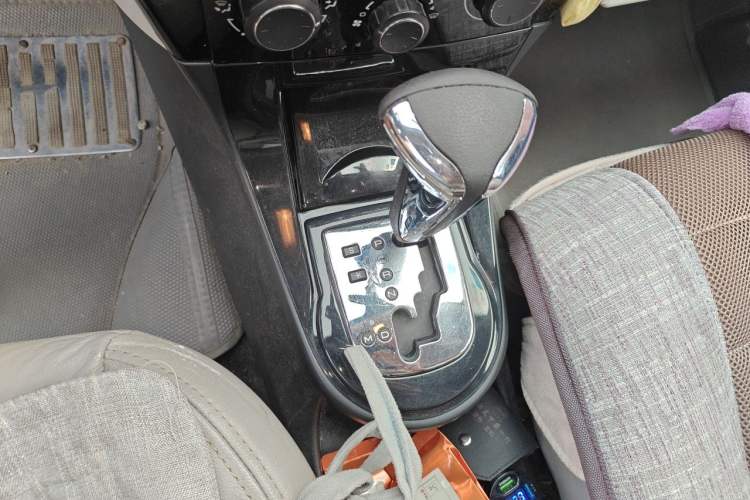 Used Citroen C-Quatre 2013 Sedan 1.6L Automatic Prestige Model Gear Lever