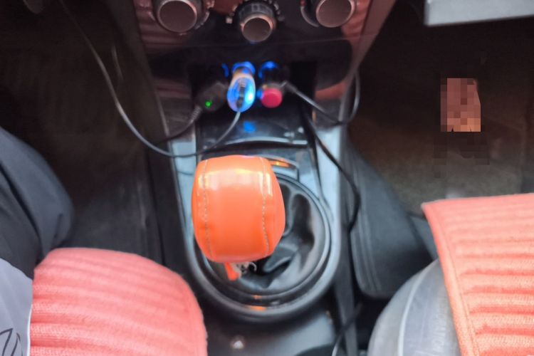 Used Citroen C-Quatre 2013 1.6L Manual Prestige CNG Model Gear Lever