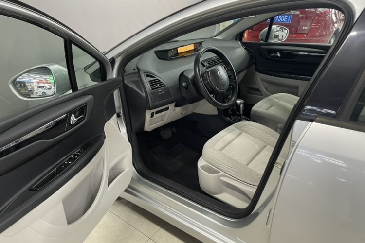 Used Citroen C-Quatre 2013 Sedan 1.6L Automatic Prestige Model Interior 10