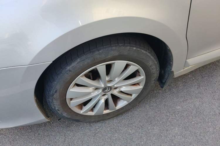 Used Citroen C-Quatre 2013 Sedan 1.6L Automatic Prestige Model Left Front Wheel Hub