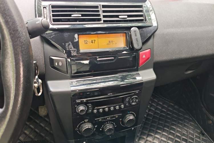 Used Citroen C-Quatre 2013 Sedan 1.6L Manual - Prestige Model Odometer Close Up