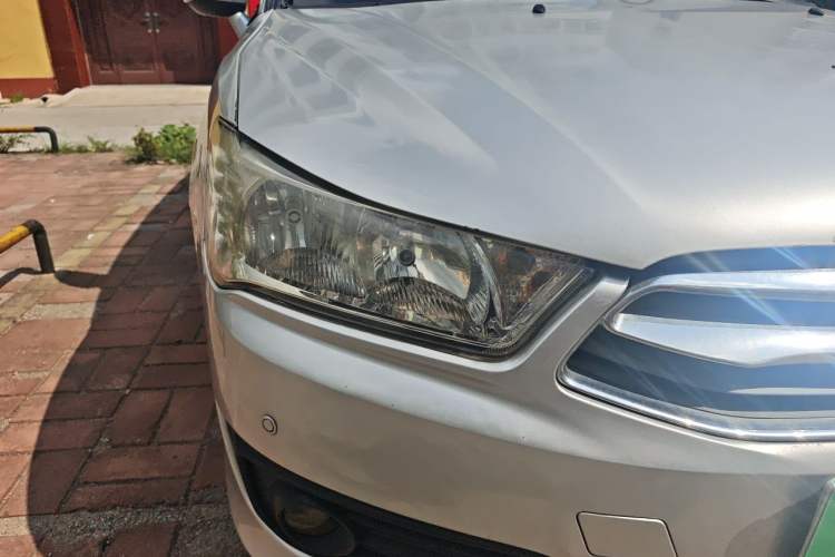 Used Citroen C-Quatre 2013 Sedan 1.6L Automatic Prestige Model Right Front Headlight