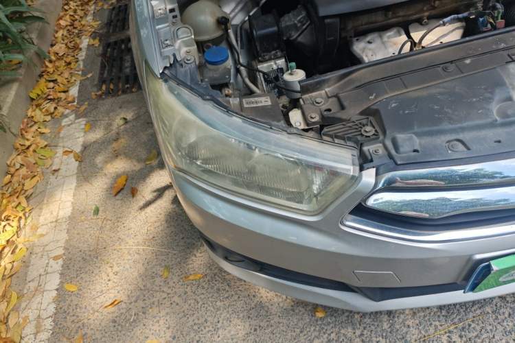 Used Citroen C-Quatre 2013 Sedan 1.6L Manual - Prestige Model Right Front Headlight