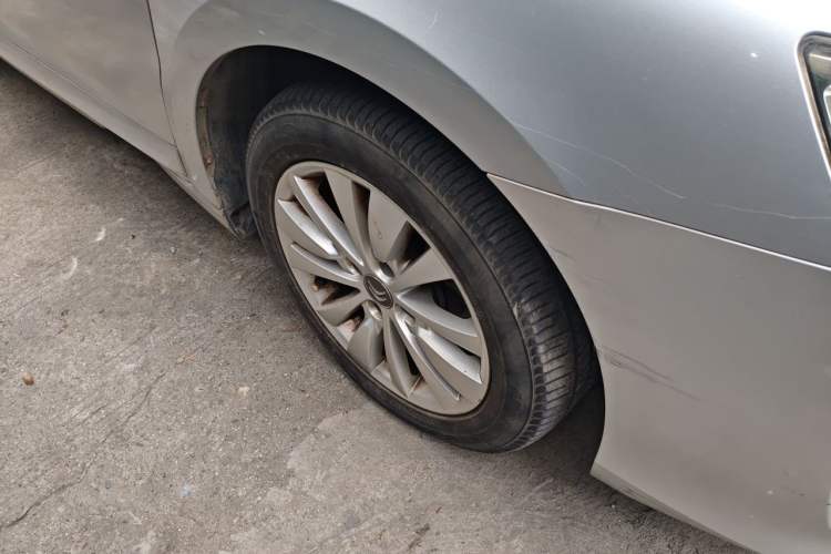 Used Citroen C-Quatre 2013 Sedan 1.6L Manual - Prestige Model Right Front Wheel Hub