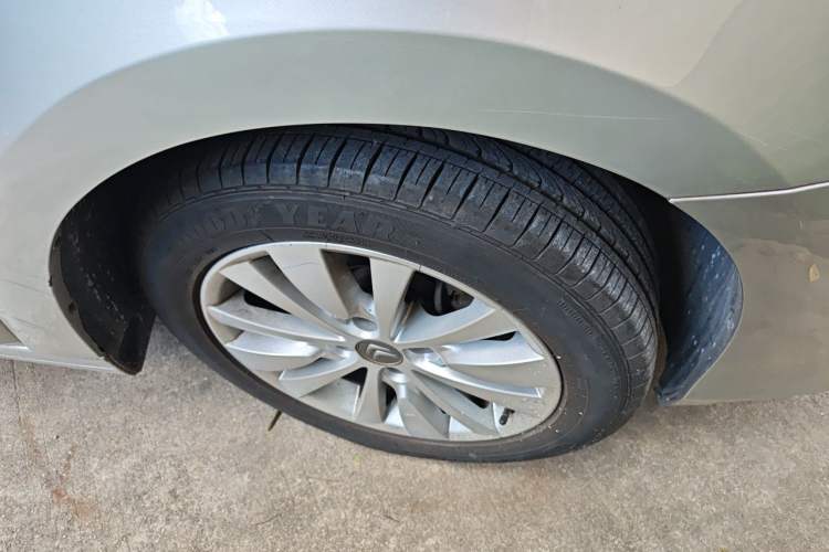 Used Citroen C-Quatre 2013 Sedan 1.6L Automatic Prestige Model Right Front Wheel Hub