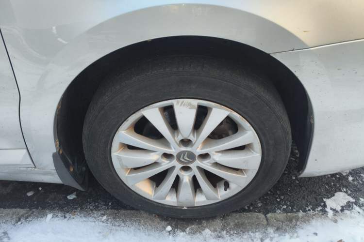 Used Citroen C-Quatre 2013 Sedan 1.6L Manual Enjoyment Model Right Front Wheel Hub