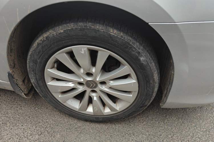 Used Citroen C-Quatre 2013 Sedan 1.6L Automatic Prestige Model Right Front Wheel Hub