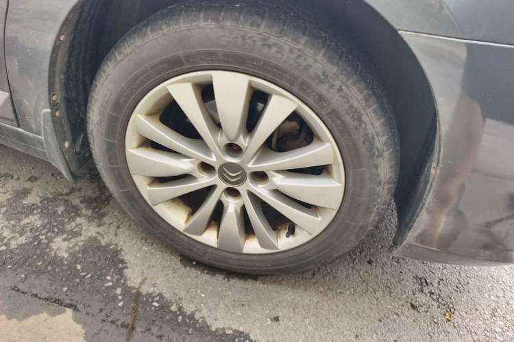 Used Citroen C-Quatre 2013 Sedan 1.6L Automatic Prestige Model Right Front Wheel Hub