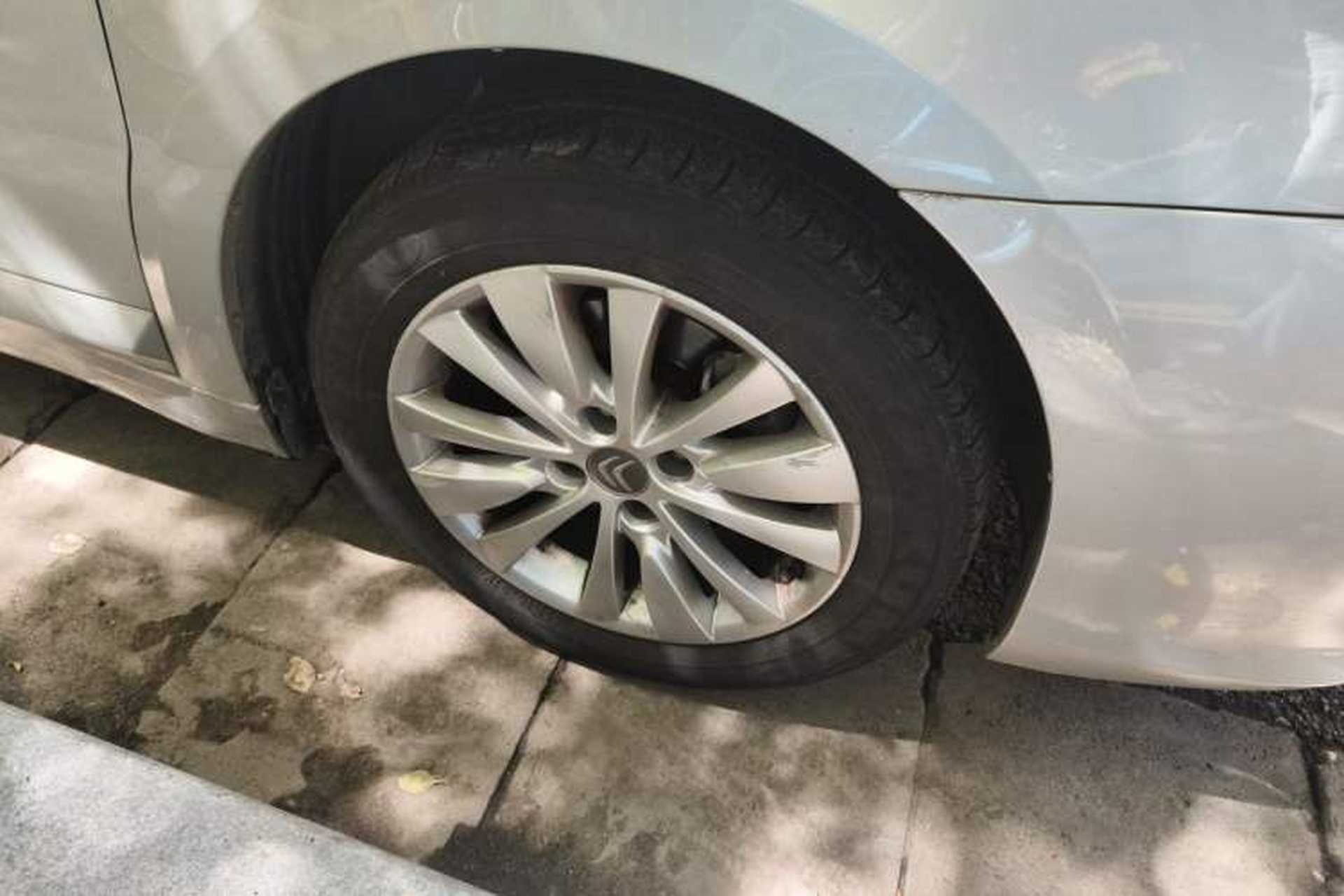 Used Citroen C-Quatre 2013 Sedan 1.6L Automatic Prestige Model Right Front Wheel Hub