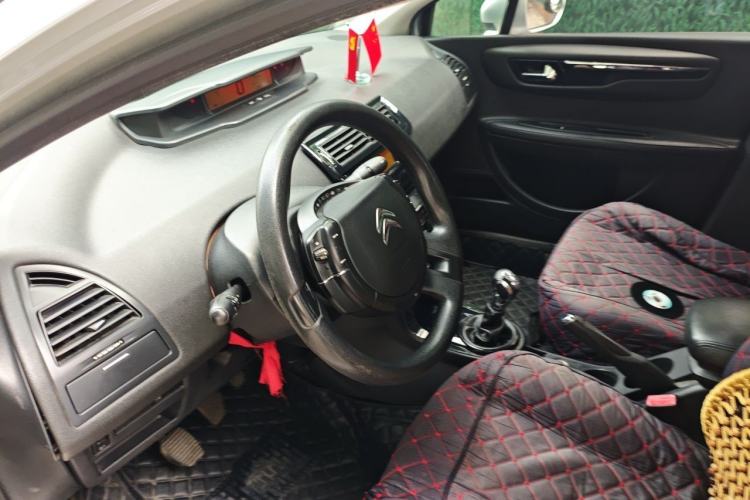 Used Citroen C-Quatre 2013 Sedan 1.6L Manual - Prestige Model Steering Wheel