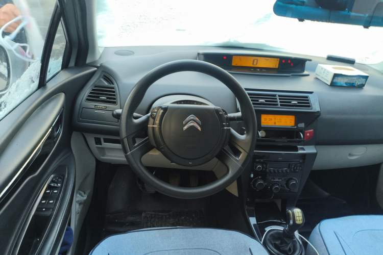 Used Citroen C-Quatre 2013 Sedan 1.6L Manual Enjoyment Model Steering Wheel
