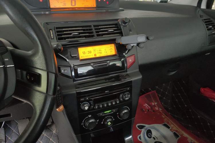 Used Citroen C-Quatre 2013 Sedan 1.6L Manual - Prestige Model Audio And AC Panel