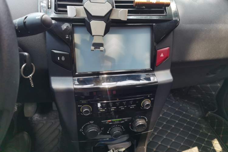 Used Citroen C-Quatre 2013 Sedan 1.6L Manual - Prestige Model Audio And AC Panel