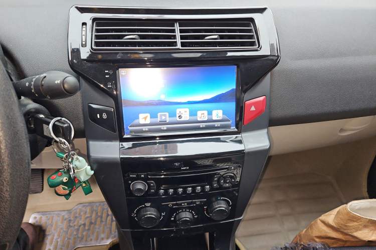 Used Citroen C-Quatre 2013 Sedan 1.6L Manual - Prestige Model Audio And AC Panel