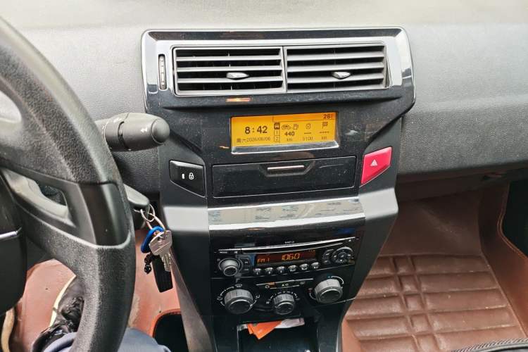 Used Citroen C-Quatre 2013 Sedan 1.6L Manual - Prestige Model Audio And AC Panel