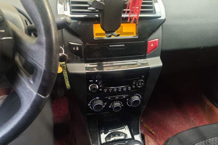 Used Citroen C-Quatre 2013 Sedan 1.6L Manual - Prestige Model Audio And AC Panel