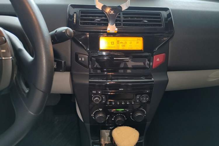 Used Citroen C-Quatre 2013 Sedan 1.6L Automatic Prestige Model Audio And AC Panel