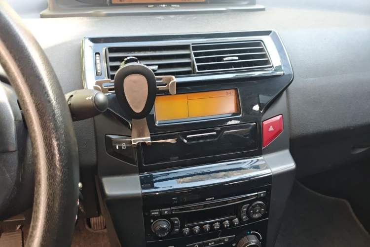 Used Citroen C-Quatre 2013 Sedan 1.6L Manual - Prestige Model Audio And AC Panel