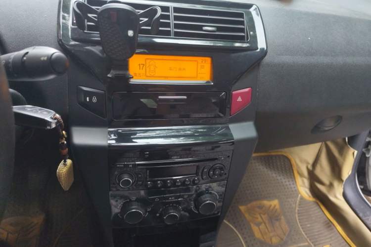 Used Citroen C-Quatre 2013 Sedan 1.6L Manual - Prestige Model Audio And AC Panel