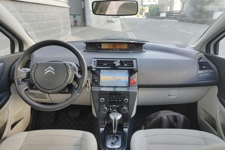Used Citroen C-Quatre 2013 Sedan 1.6L Automatic Prestige Model Center Console