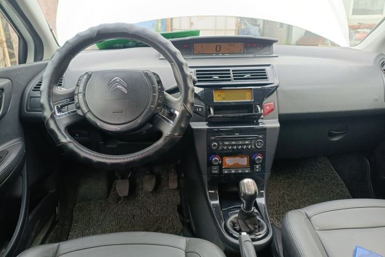 Used Citroen C-Quatre 2013 Sedan 1.6L Manual Enjoyment Model Center Console