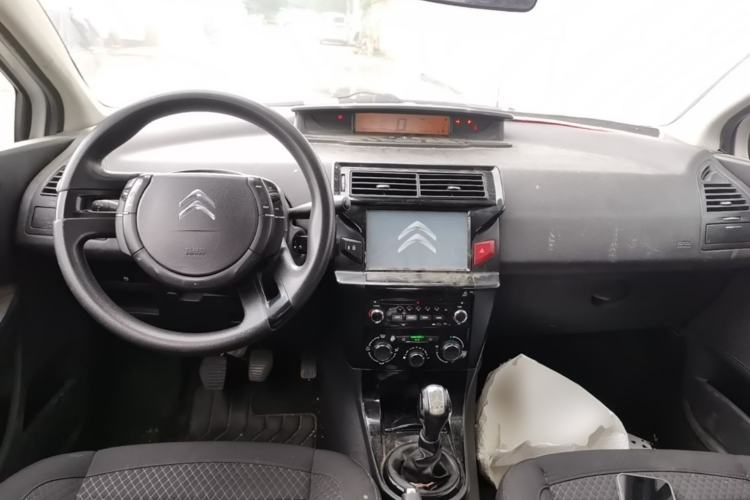 Used Citroen C-Quatre 2013 Sedan 1.6L Manual - Prestige Model Center Console