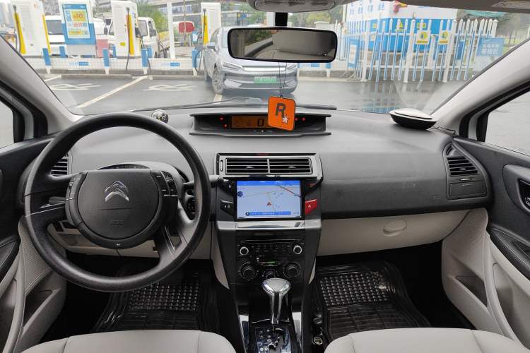 Used Citroen C-Quatre 2013 Sedan 1.6L Automatic Prestige Model Center Console
