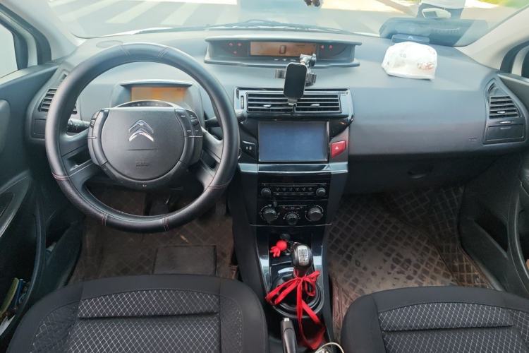Used Citroen C-Quatre 2013 Sedan 1.6L Manual - Prestige Model Center Console