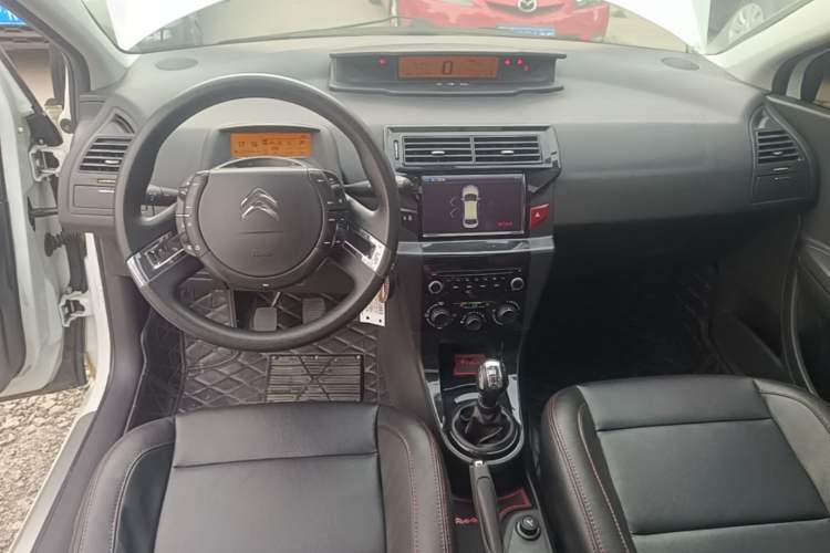 Used Citroen C-Quatre 2013 Sedan 1.6L Manual - Prestige Model Center Console