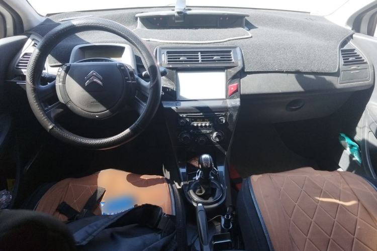 Used Citroen C-Quatre 2013 Sedan 1.6L Manual - Prestige Model Center Console