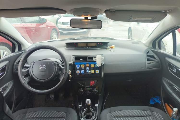 Used Citroen C-Quatre 2013 Sedan 1.6L Manual - Prestige Model Center Console