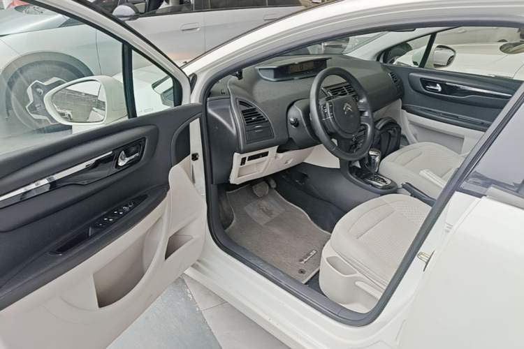 Used Citroen C-Quatre 2013 Hatchback 1.6L Automatic LeShang Model Driver Seat