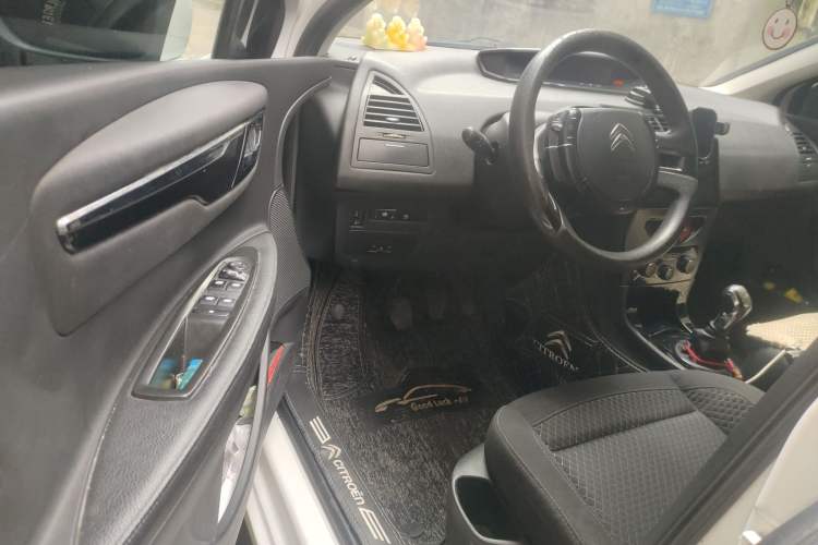 Used Citroen C-Quatre 2013 1.6L Manual Prestige CNG Model Driver Seat
