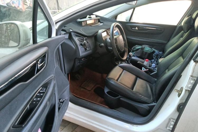 Used Citroen C-Quatre 2013 1.6L Manual Prestige CNG Model Driver Seat