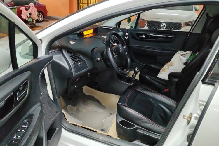 Used Citroen C-Quatre 2013 1.6L Manual Prestige CNG Model Driver Seat