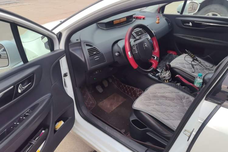 Used Citroen C-Quatre 2013 1.6L Manual Prestige CNG Model Driver Seat