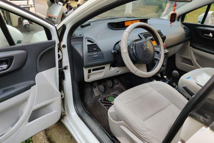 Used Citroen C-Quatre 2013 Sedan 1.6L Manual - Prestige Model Driver Seat