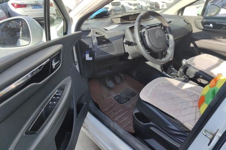 Used Citroen C-Quatre 2013 Sedan 1.6L Manual - Prestige Model Driver Seat