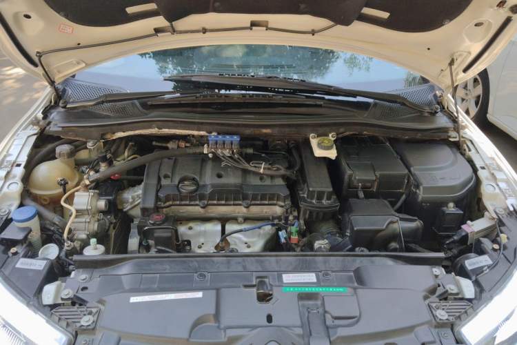 Used Citroen C-Quatre 2013 1.6L Manual Prestige CNG Model Engine Bay
