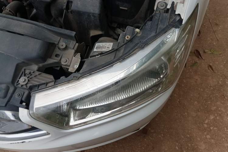 Used Citroen C-Quatre 2013 Sedan 1.6L Manual - Prestige Model Engine Bay Left