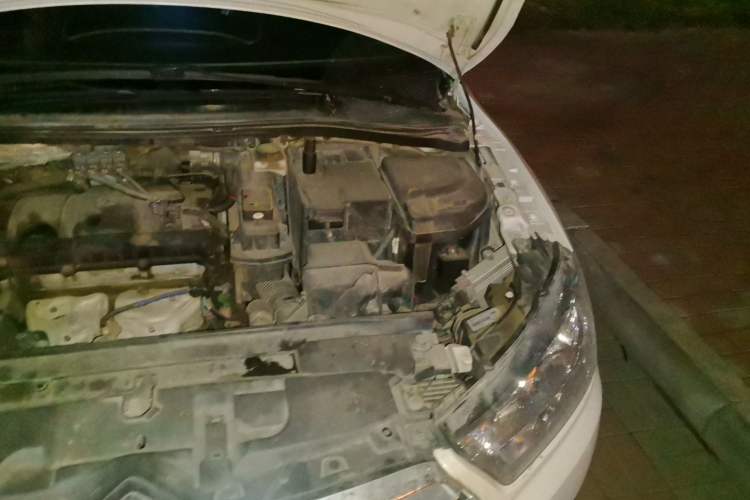 Used Citroen C-Quatre 2013 1.6L Manual Prestige CNG Model Engine Bay Left