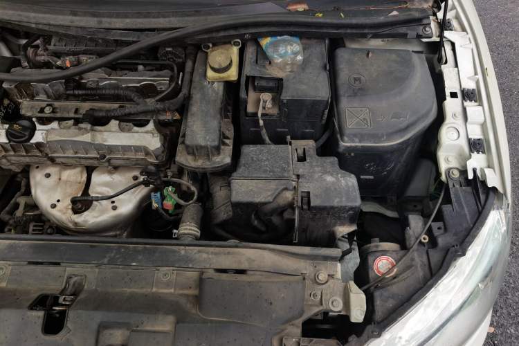Used Citroen C-Quatre 2013 1.6L Manual Prestige CNG Model Engine Bay Left
