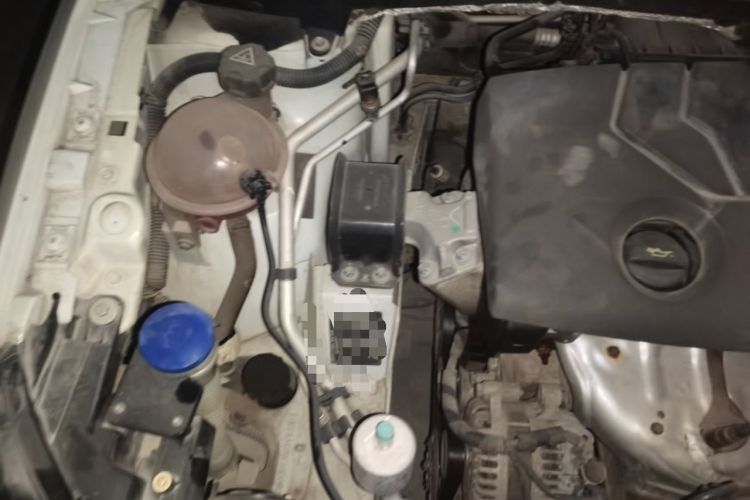 Used Citroen C-Quatre 2013 Sedan 1.6L Manual - Prestige Model Engine Bay Right