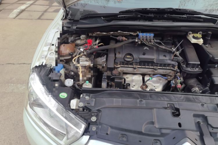 Used Citroen C-Quatre 2013 1.6L Manual Prestige CNG Model Engine Bay Right