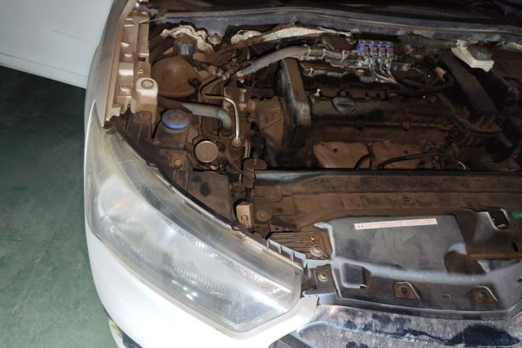 Used Citroen C-Quatre 2013 1.6L Manual Prestige CNG Model Engine Bay Right